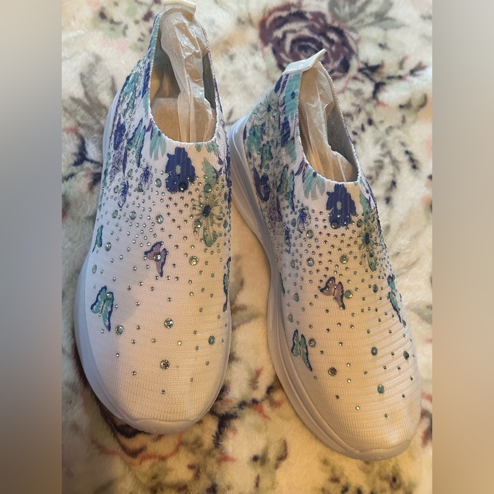 Embellished Floral and butterfly Slip-On Sneakers sz 37